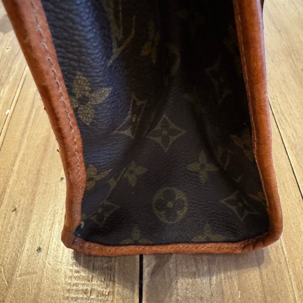 Louis Vuitton Monogram Beverly GM Messenger Briefcase 💼 - Picture 10 of 16